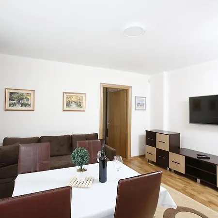 Old Town Flat A&a
